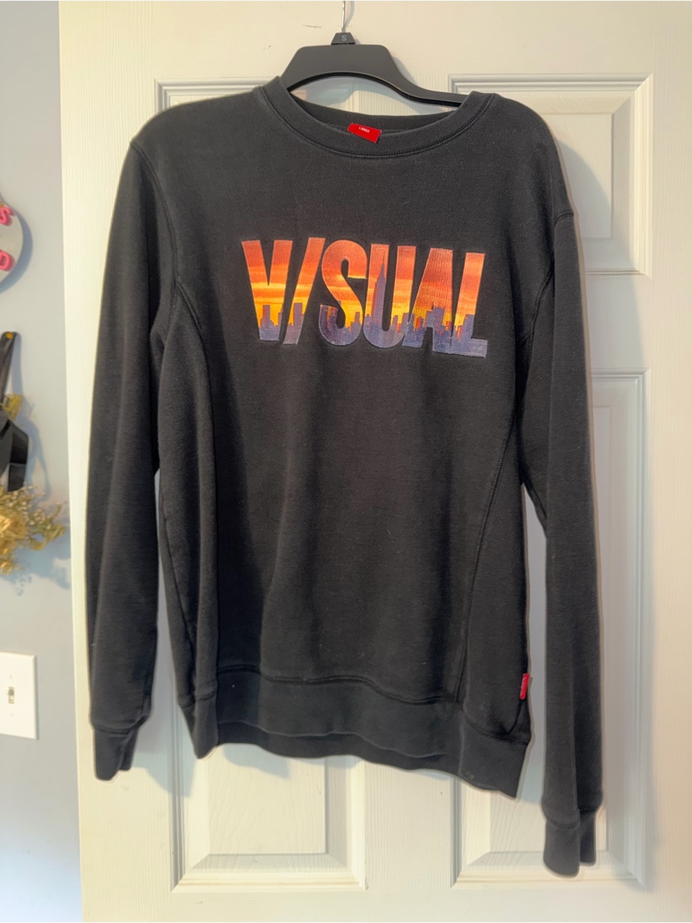 VISUAL Crewneck Sweatshirt - Black